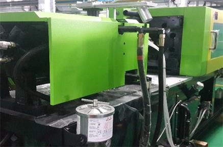 Selection and considerations of oil filters and their installation